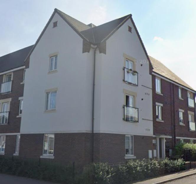 Crawley 2Bed Apartament Close To Gatwick Airport Copthorne  Exterior foto